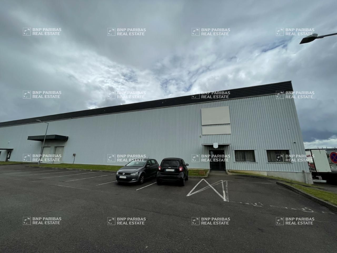 527.3 m² pour ce activité en location à Longvic