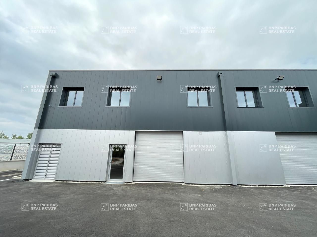 Location Activité 861.7 m² divisibles 31270 Cugnaux