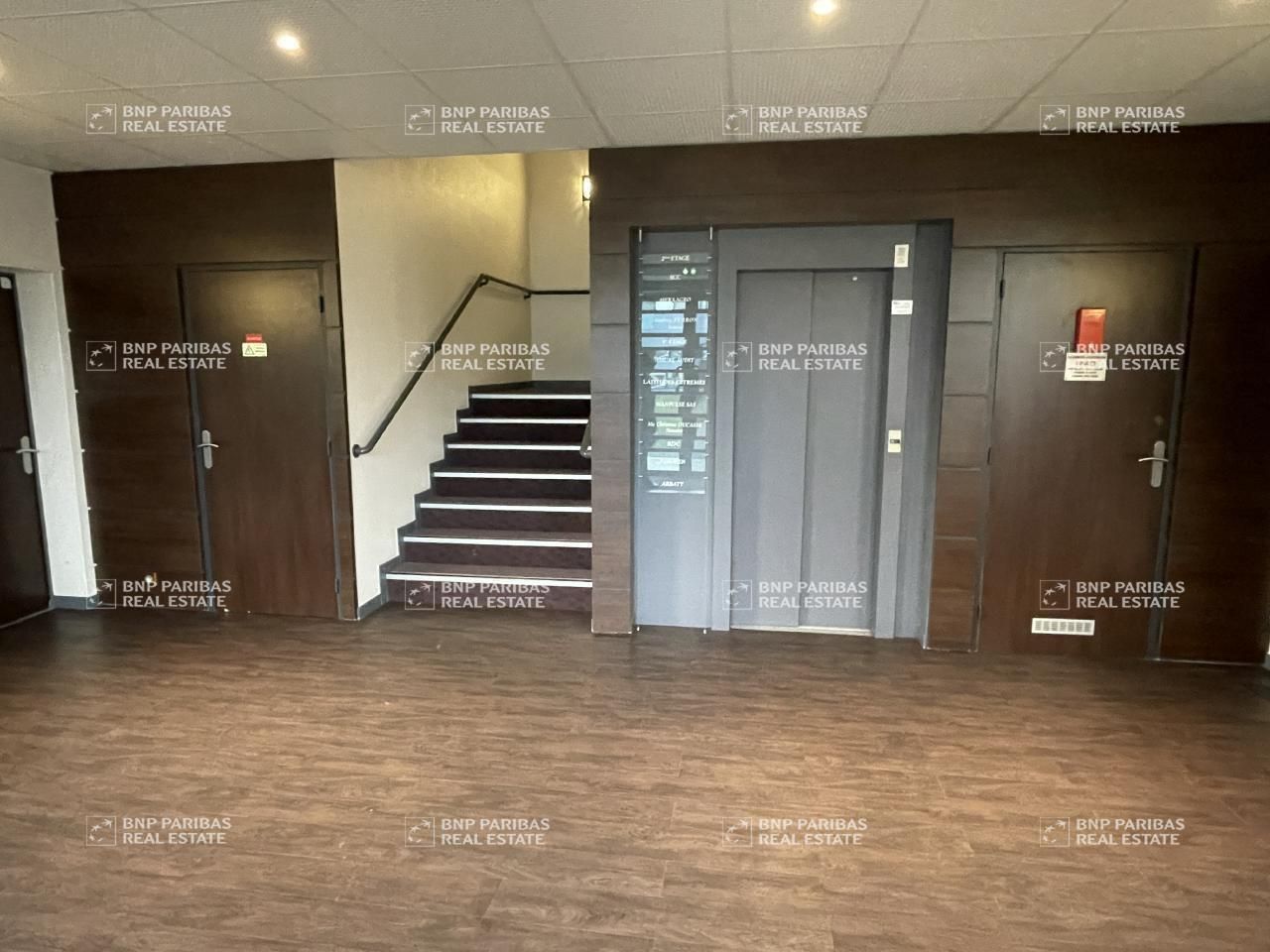 170 m² pour ce bureaux en location à Saint-grégoire