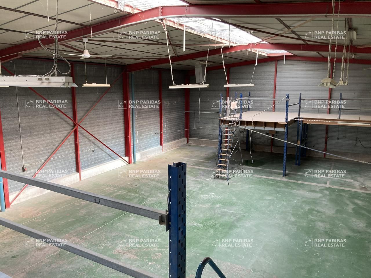 Location PME-PMI 639 m² divisibles 77340 Pontault-combault