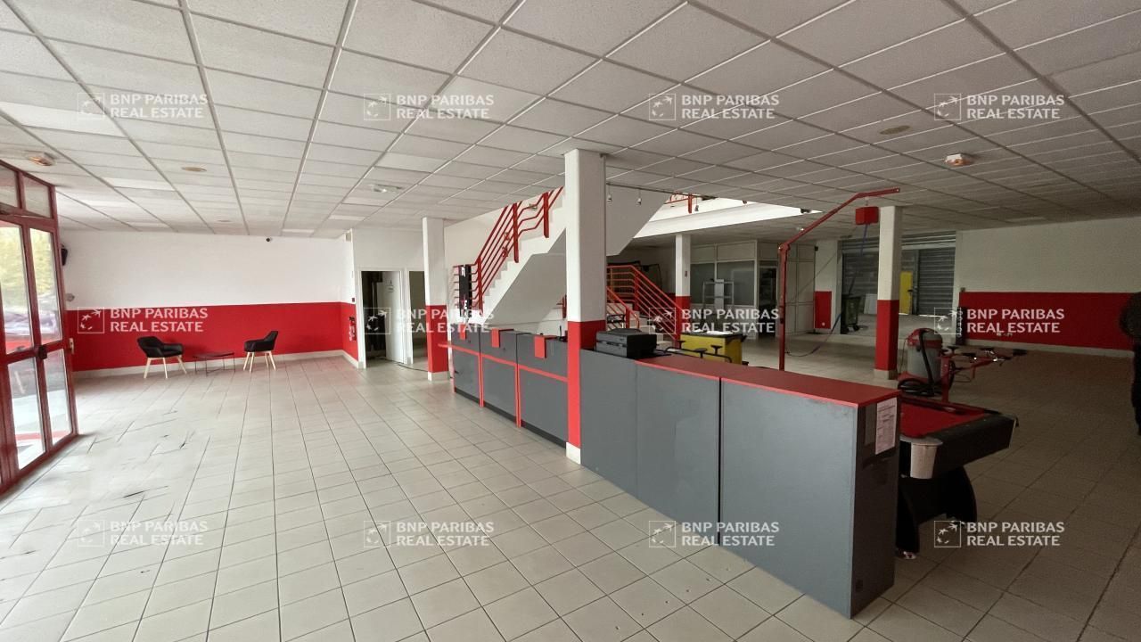 590 m² pour ce activité en location à Essey-lès-nancy