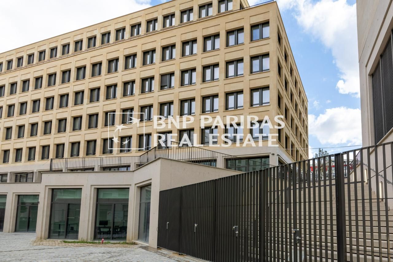 Location bureaux à Paris 75019