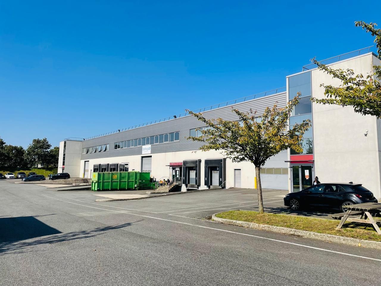 Location Activité 5479 m² non divisibles 77127 Lieusaint