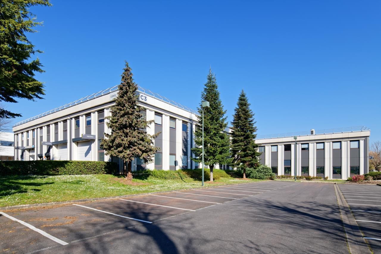 597 m² pour ce pme-pmi en location à Cergy