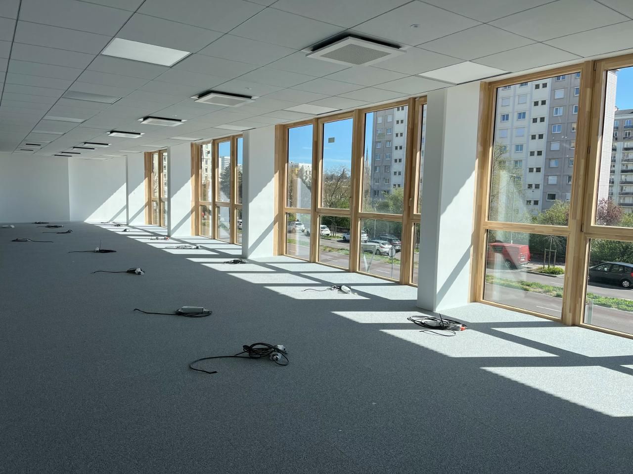 1331.43 m² pour ce bureaux en location à Rouen