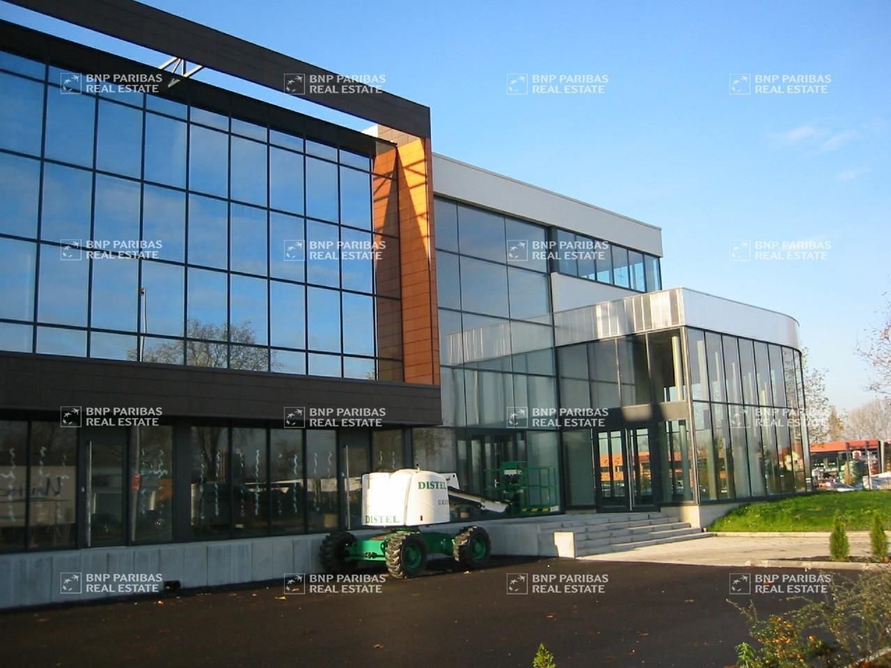 Location Bureaux 180 m² divisibles 67800 Bischheim
