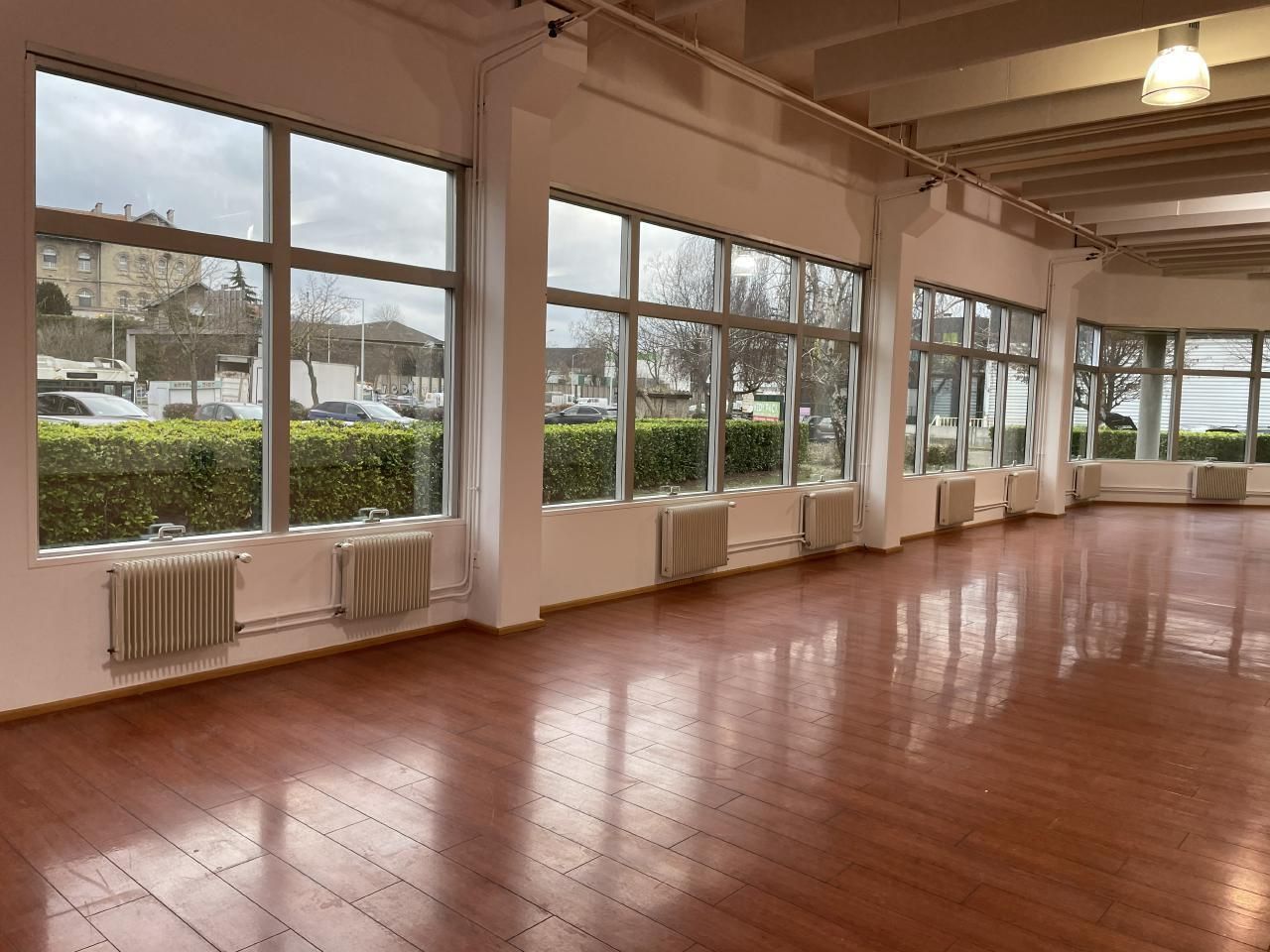 592 m² pour ce pme-pmi en location à Nanterre