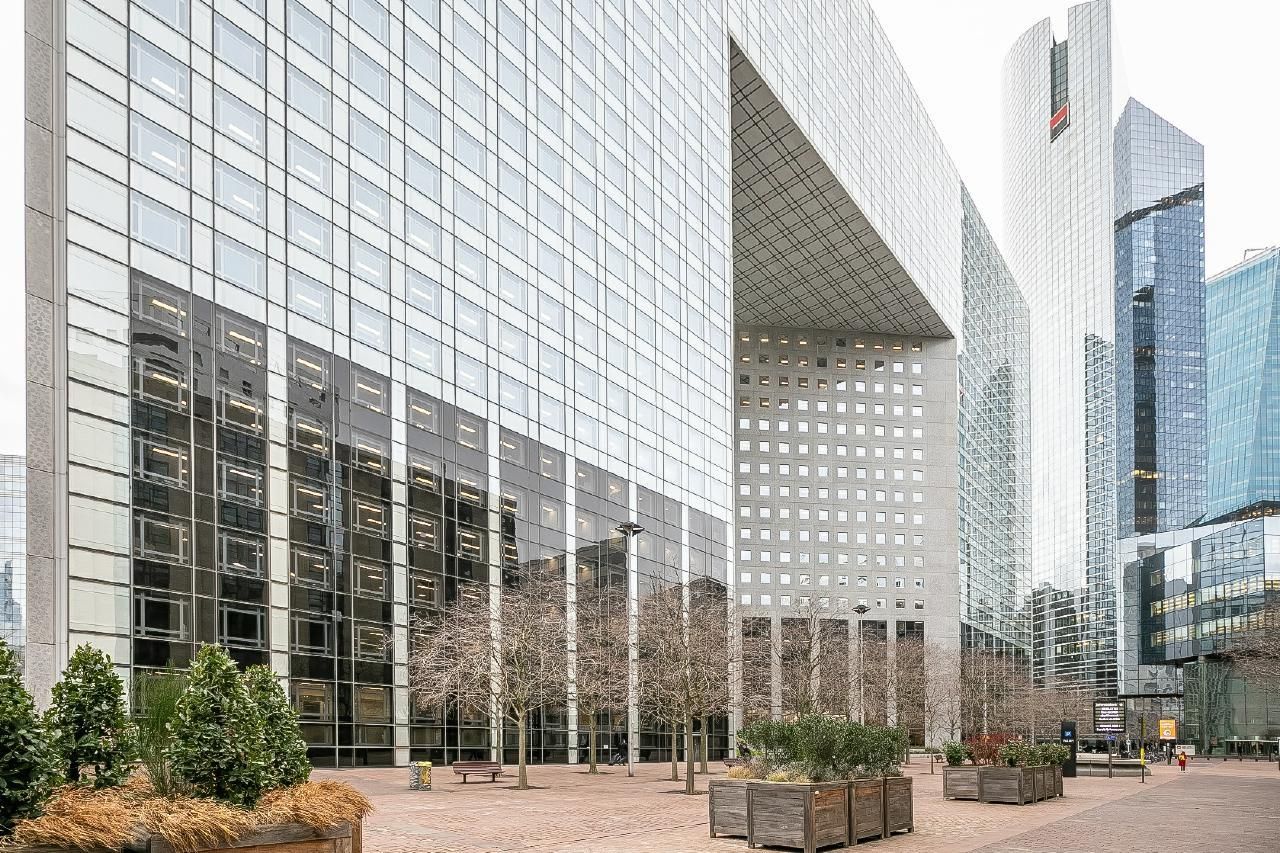 20548 m² pour ce bureaux en location à Puteaux