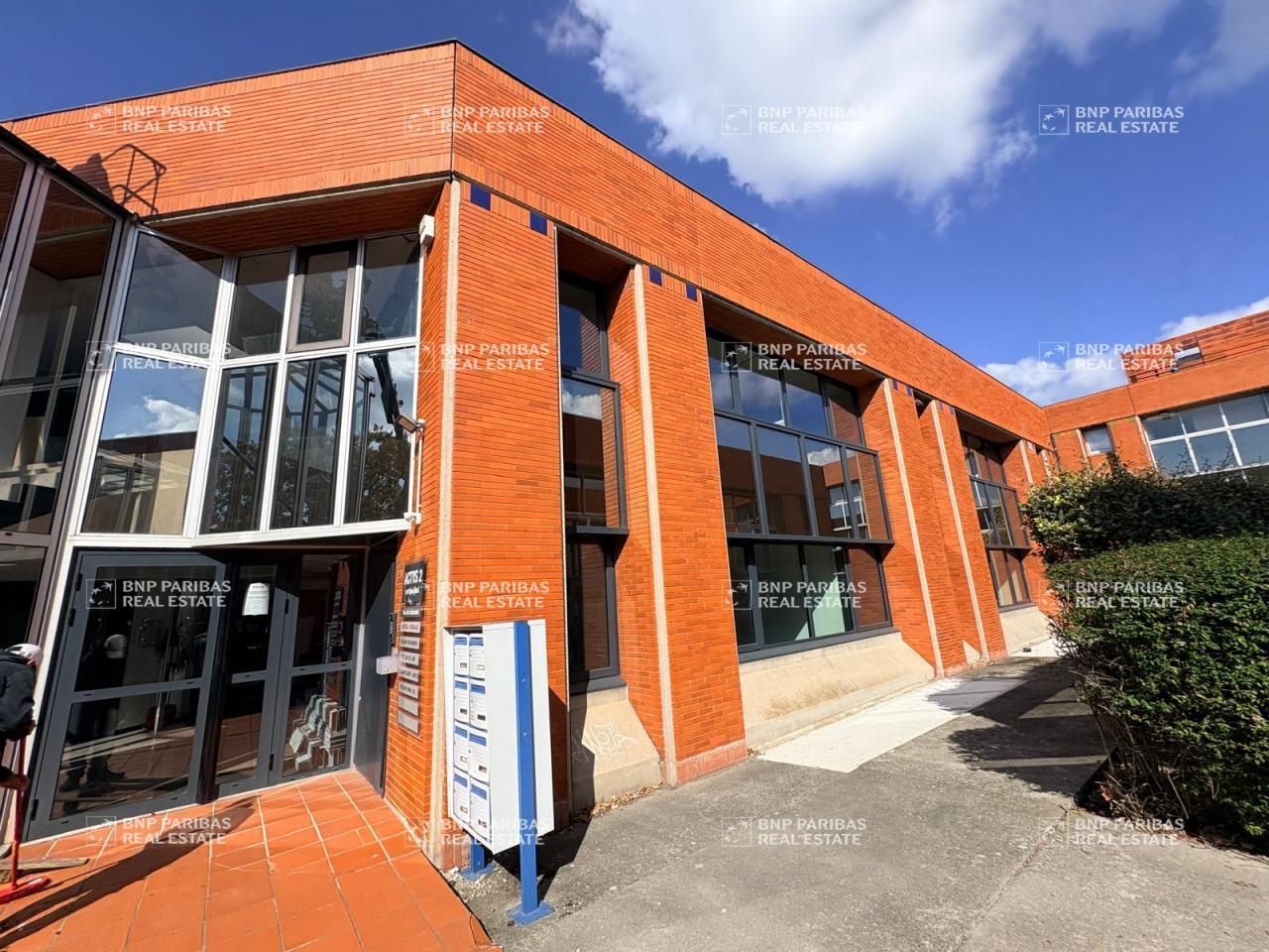Location Bureaux 1773.35 m² divisibles 31670 Labège