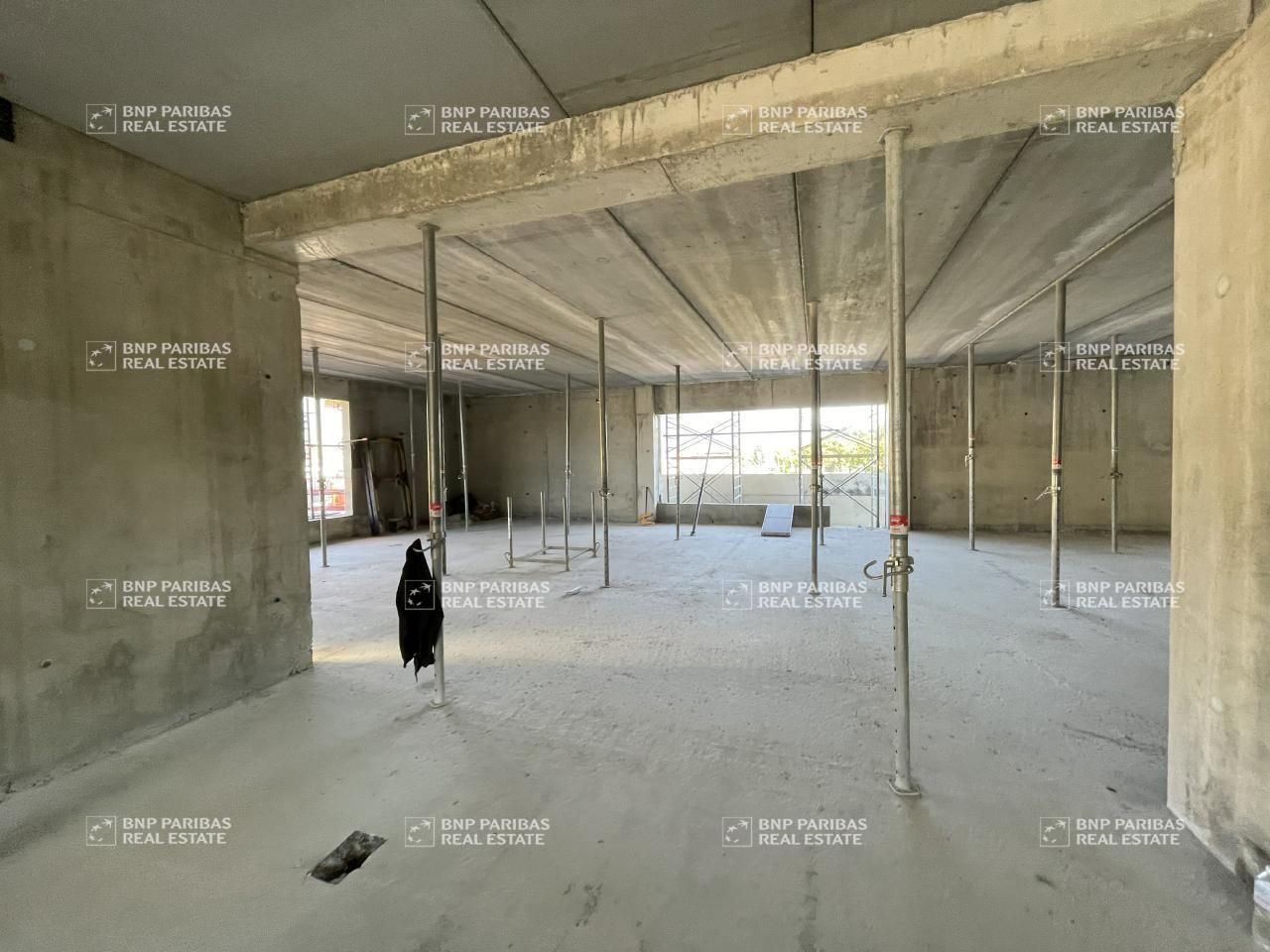 5251.74 m² pour ce bureaux en vente à Chambéry