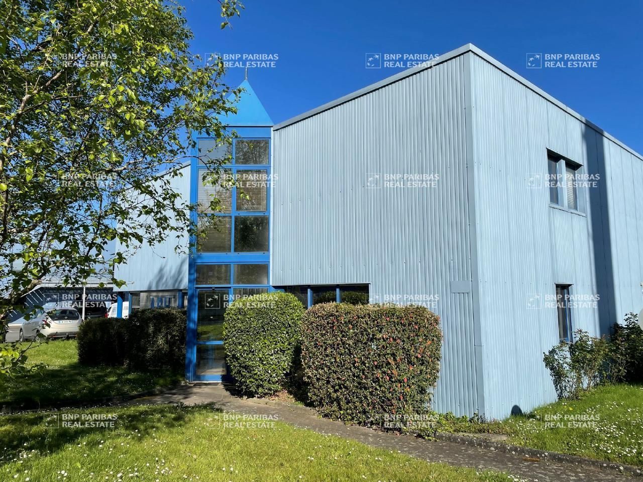 Location Bureaux 252.5 m² non divisibles 35740 Pacé