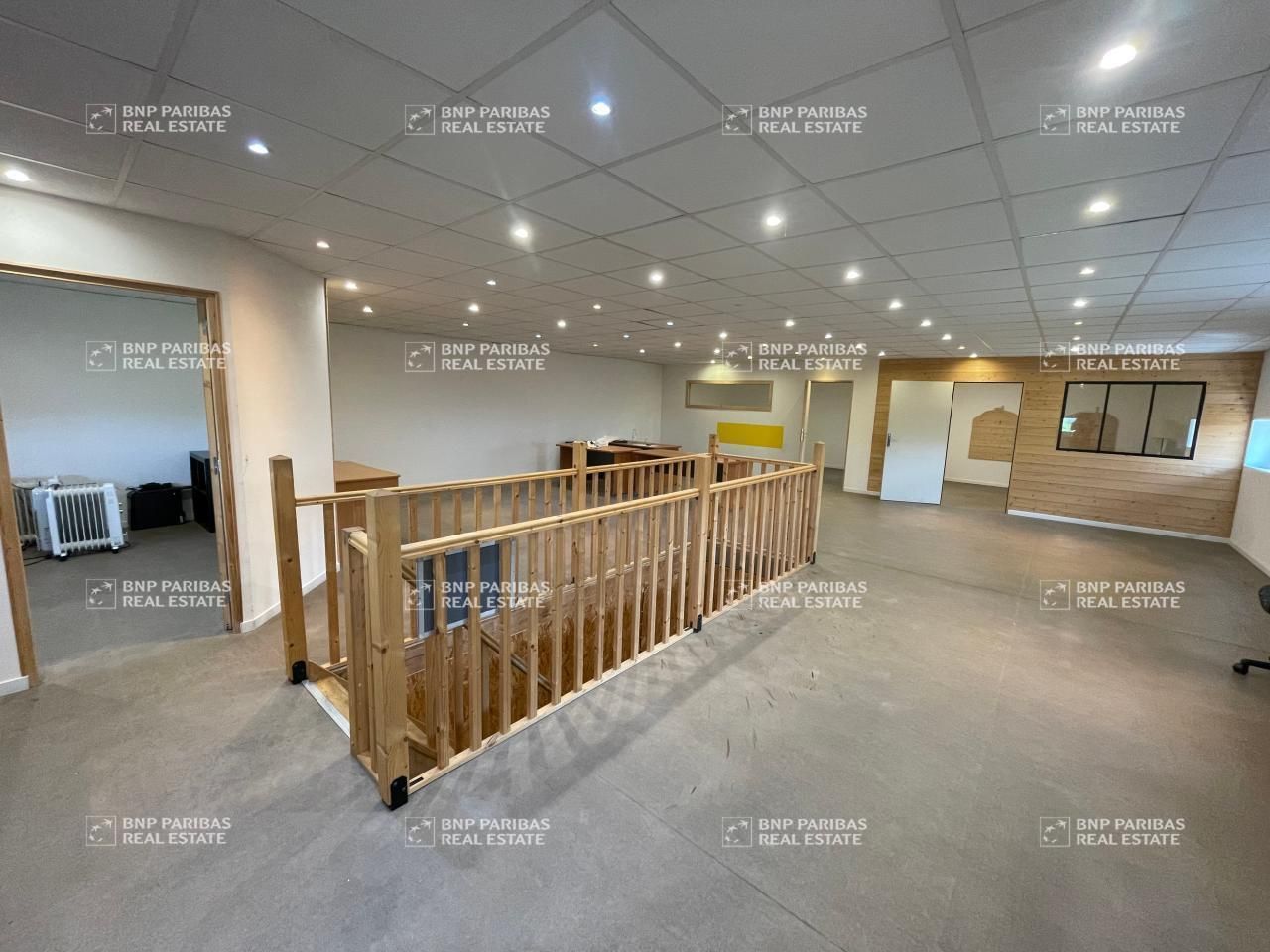 260 m² pour ce activité en location à Acigne