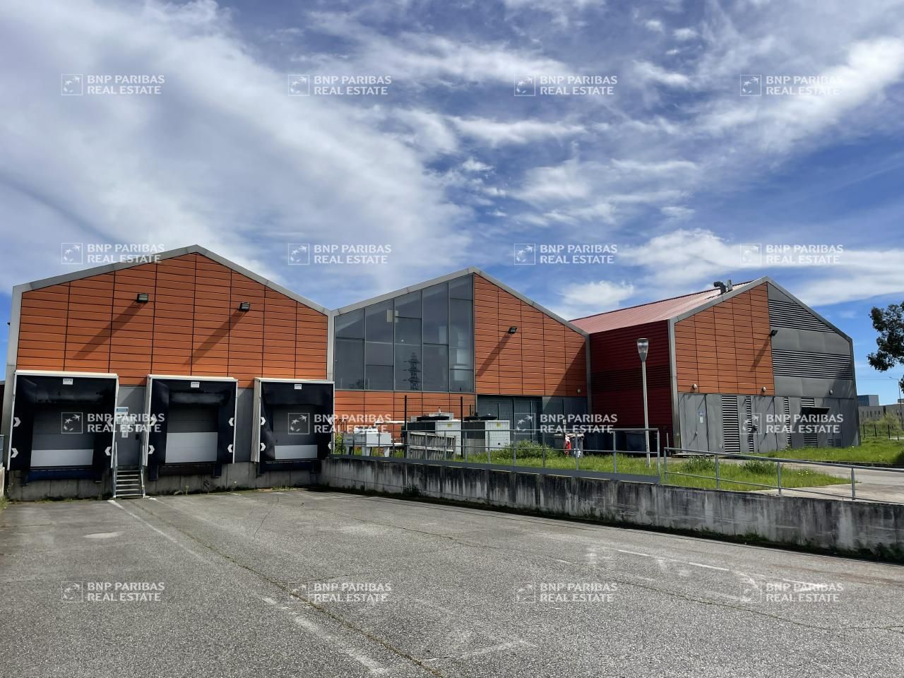 Location Activité 3850 m² non divisibles 31300 Toulouse
