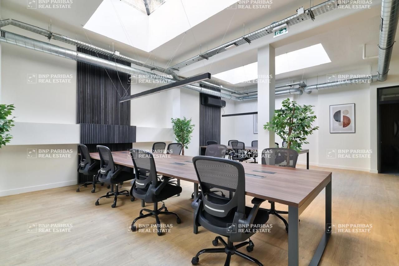120 m² pour ce bureaux en vente à Paris