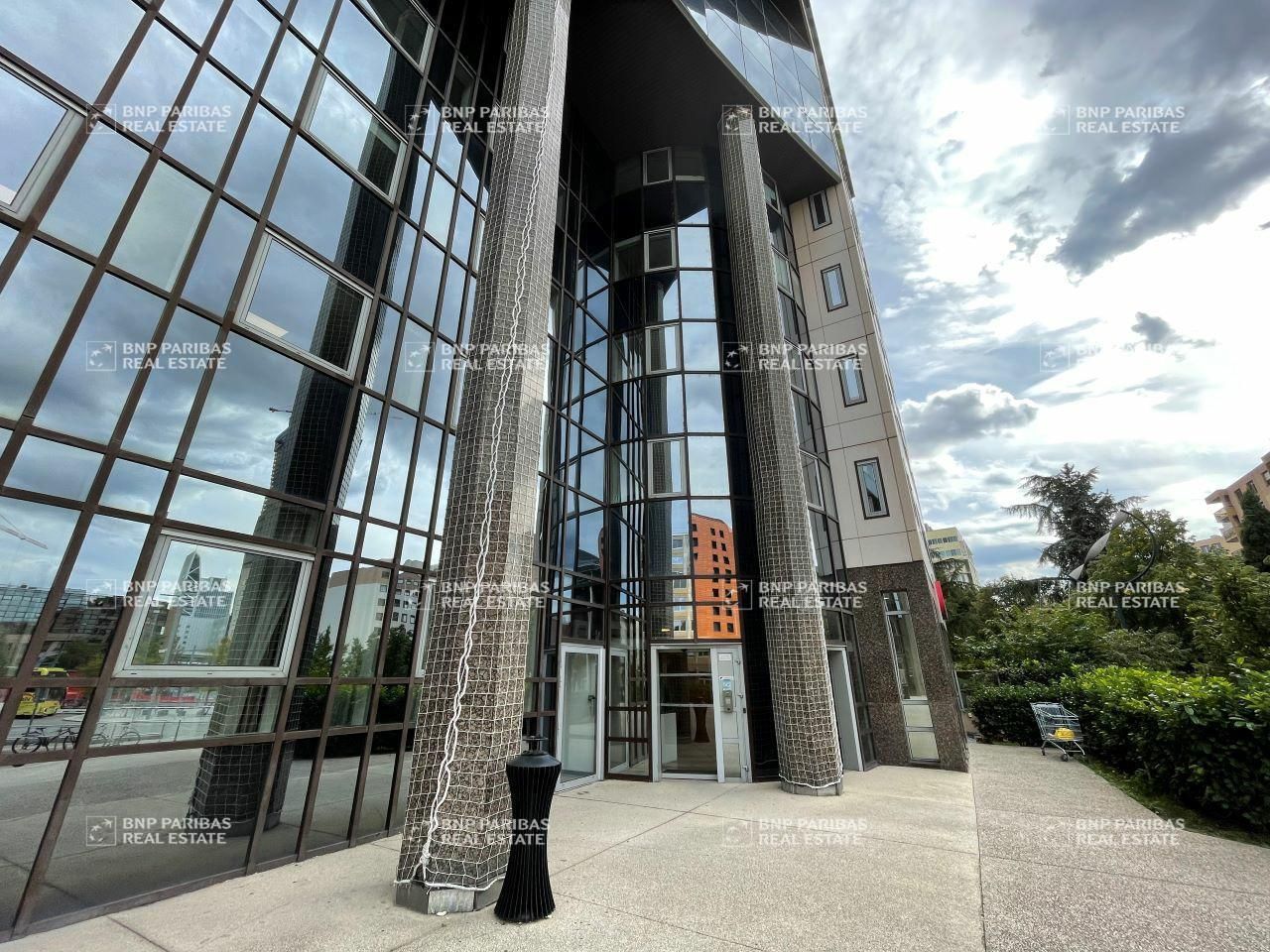 62 m² pour ce bureaux en location à Lyon