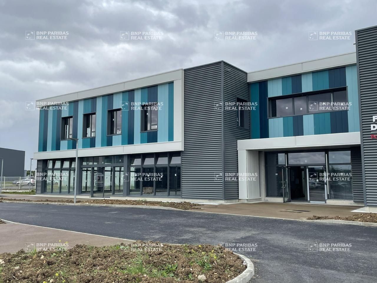 Location Bureaux 251 m² non divisibles 37100 Tours