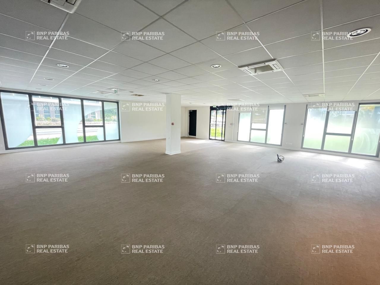 722.95 m² pour ce bureaux en vente à Saint-herblain