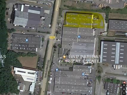 1440 m² pour ce activité en location à Miribel