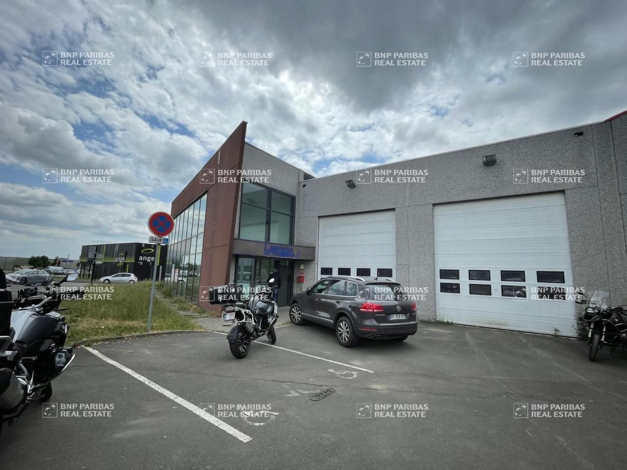 Location Activité 750 m² non divisibles 59113 Seclin