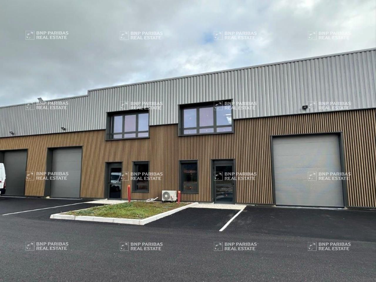 412 m² pour ce activité en vente à Bourgoin-jallieu