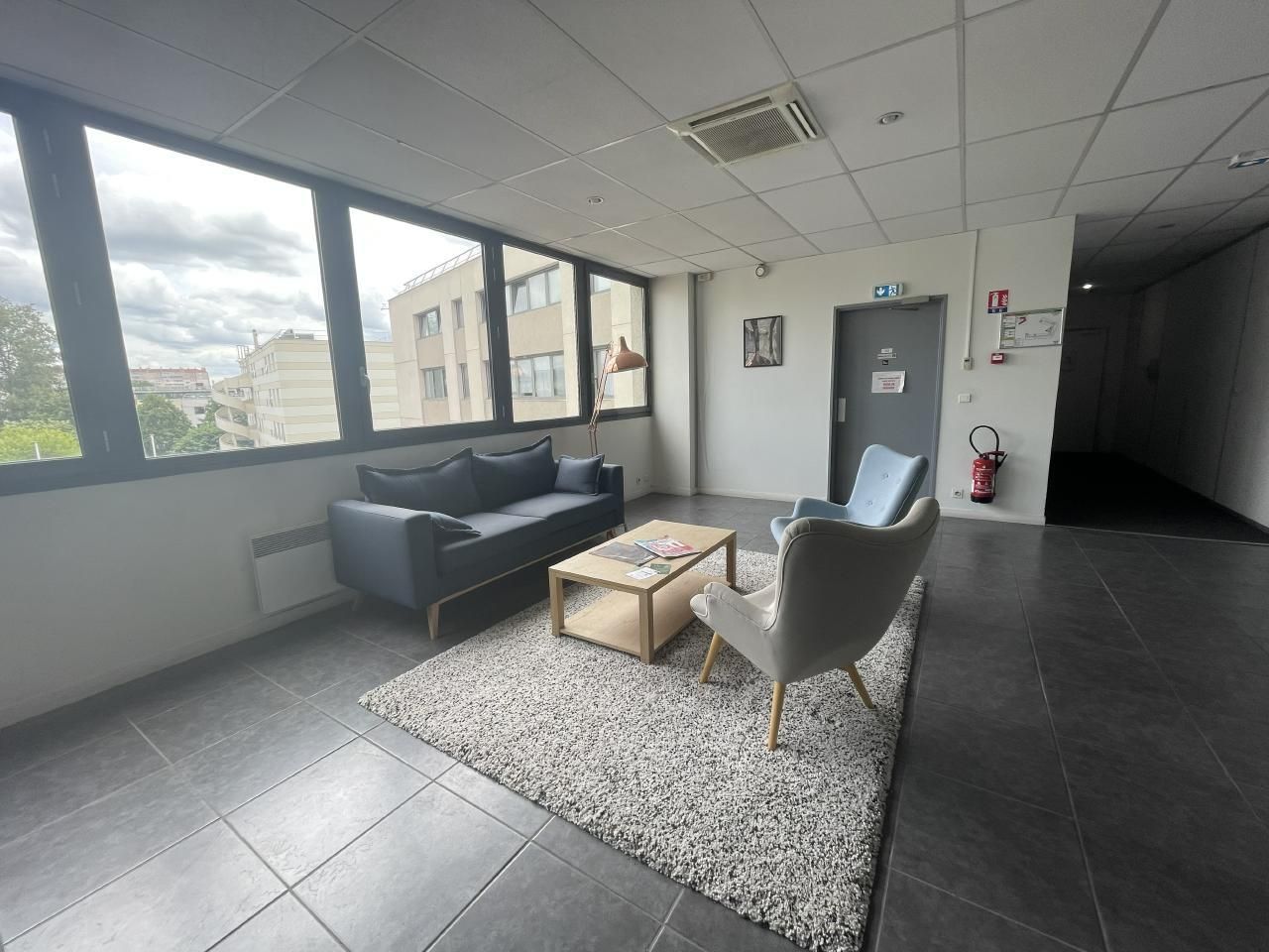 2301 m² pour ce bureaux en location à Bordeaux