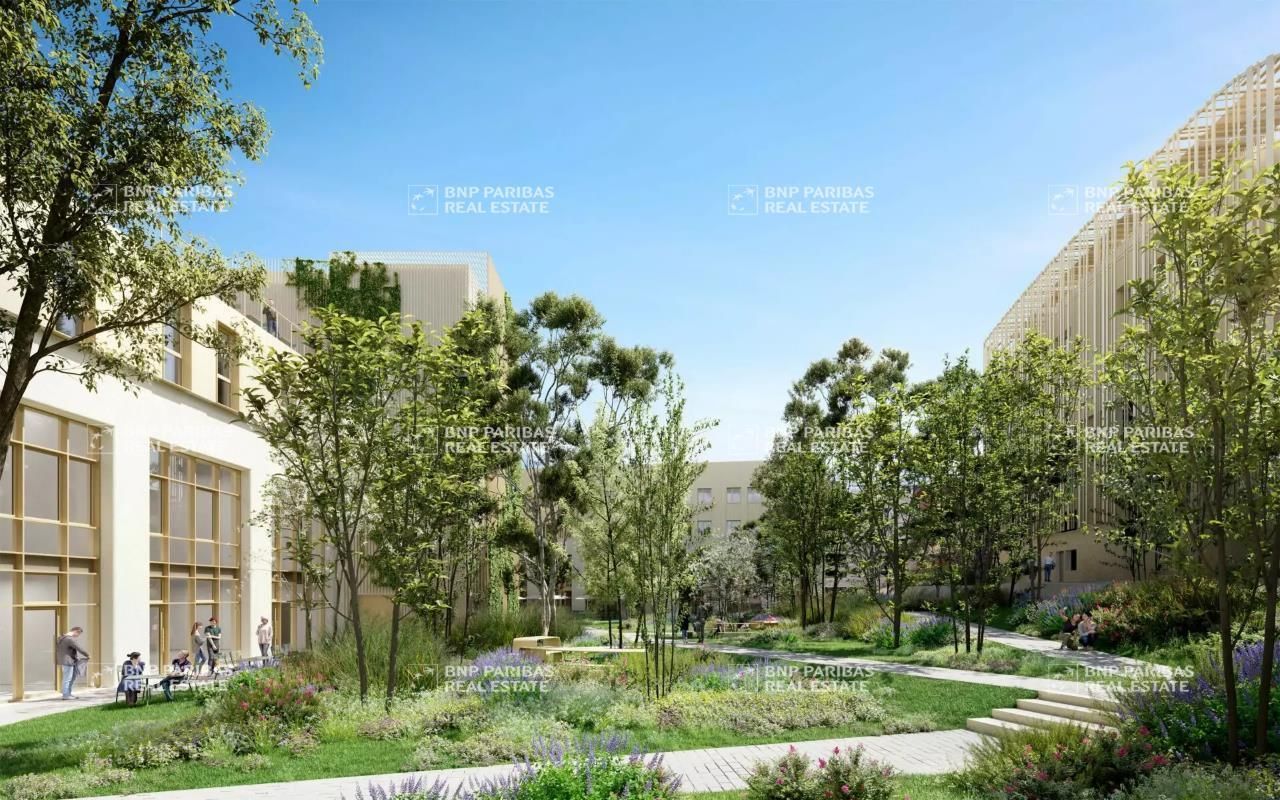 25200 m² pour ce bureaux en location à Lyon