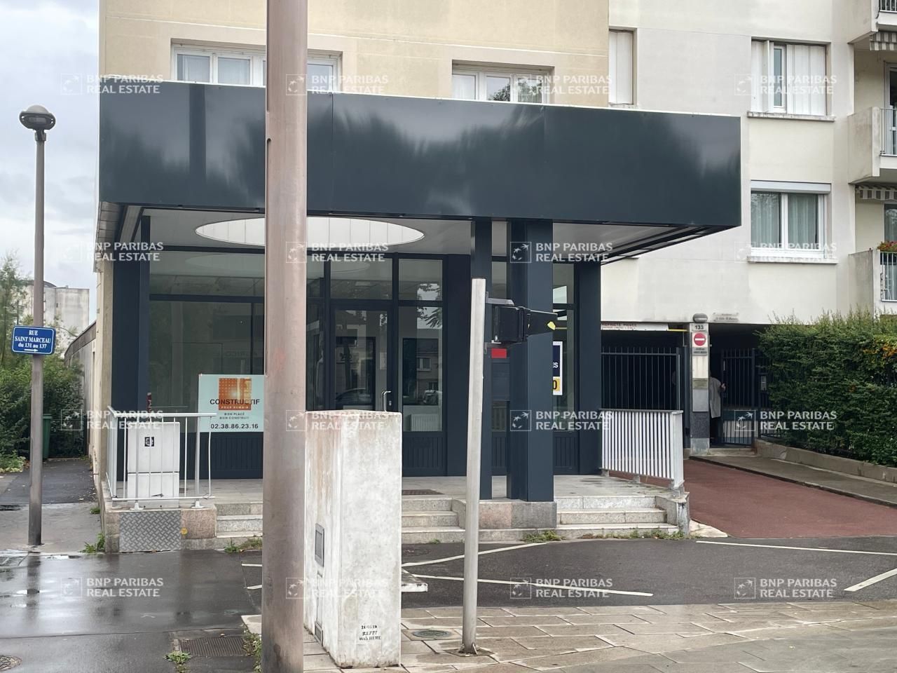 Location Bureaux 330 m² non divisibles 45100 Orléans