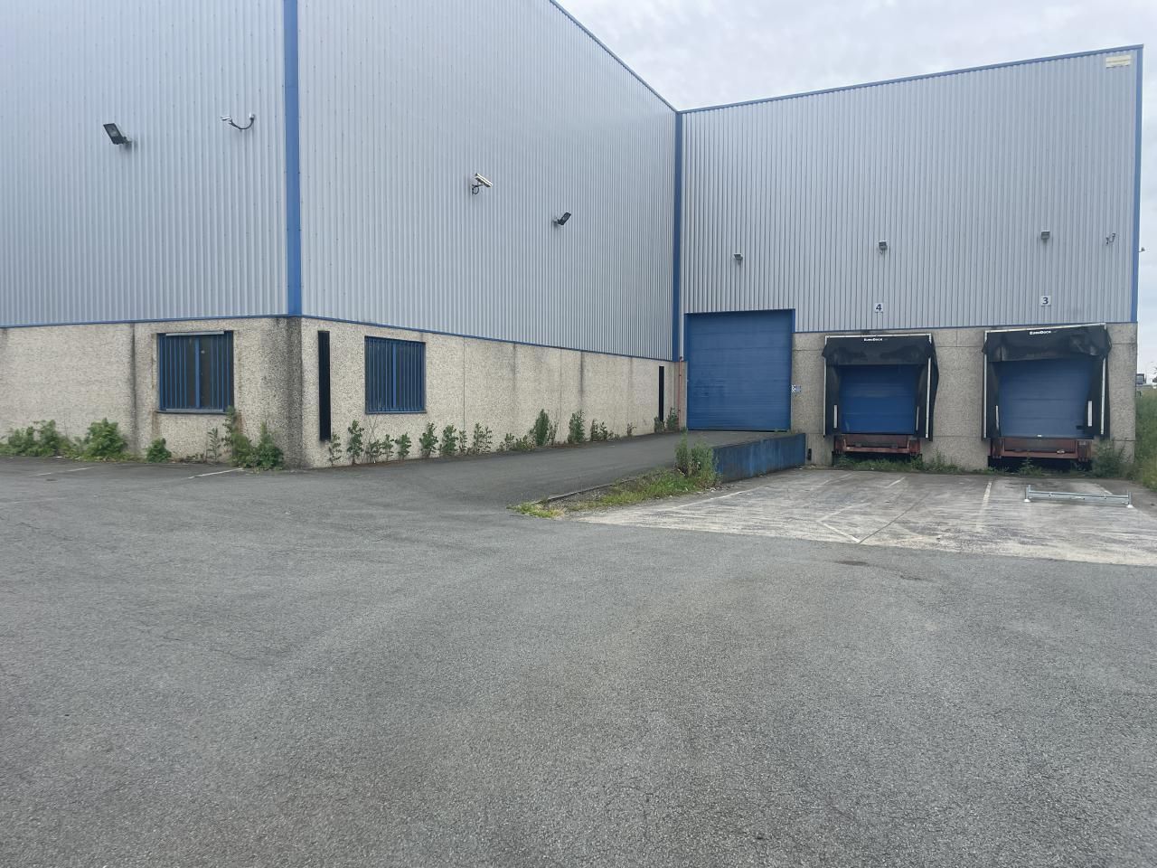 8944 m² pour cetentrepôts classe b en location à Libercourt