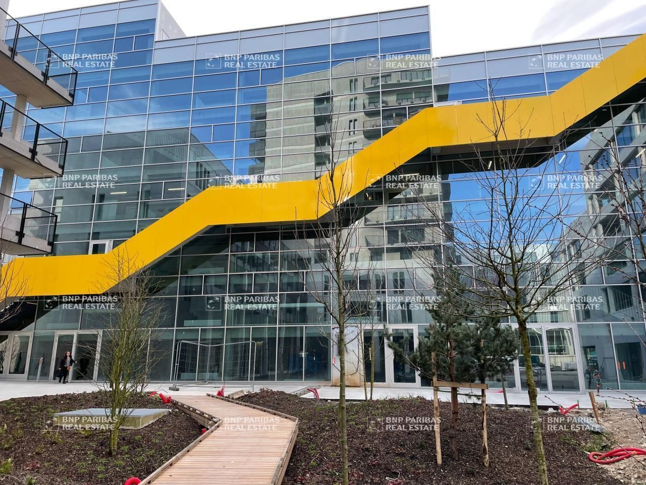 Location Local commercial 277.57 m² non divisibles 44200 Nantes