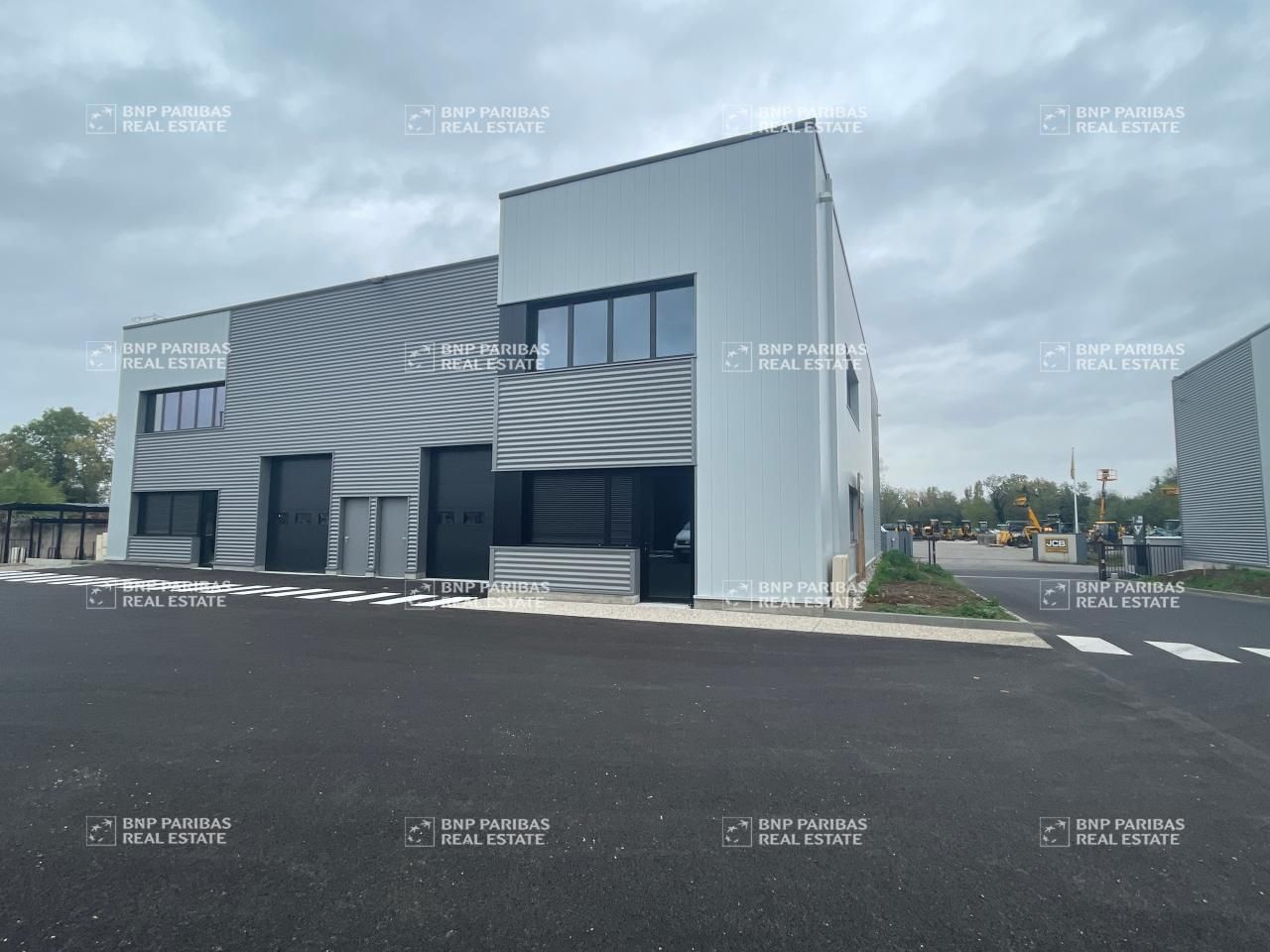 2382 m² pour ce activité en vente à Oullins-pierre-bénite