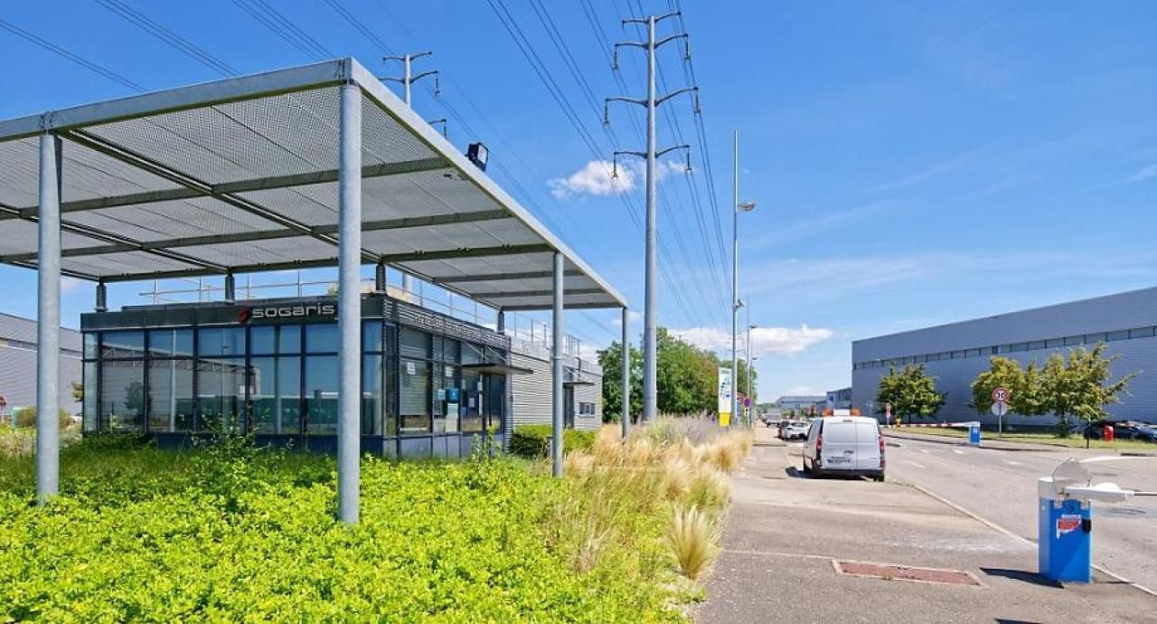 Location Activité 7933 m² non divisibles 69780 Mions