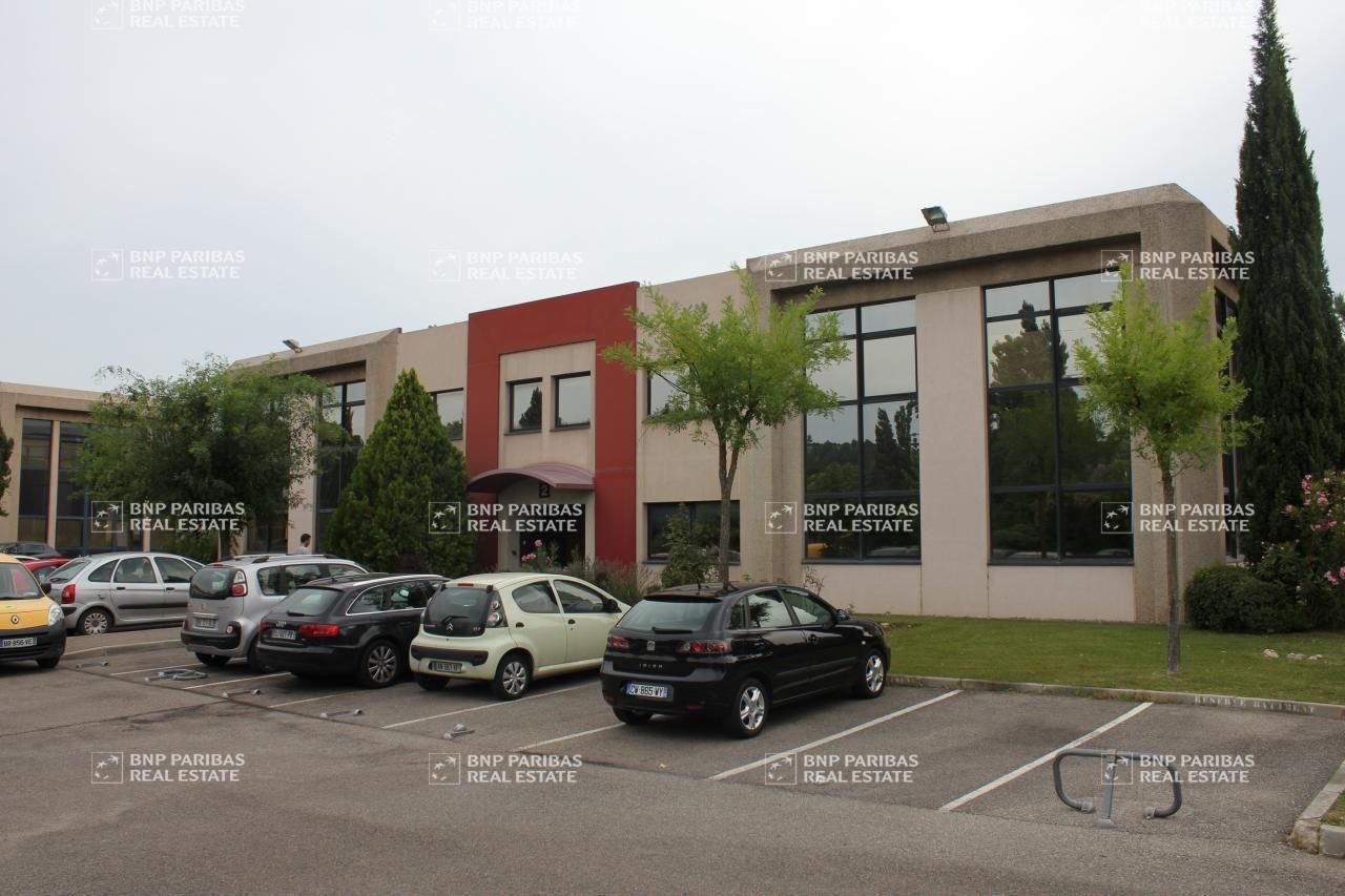 Location Bureaux 326 m² divisibles 13590 Meyreuil