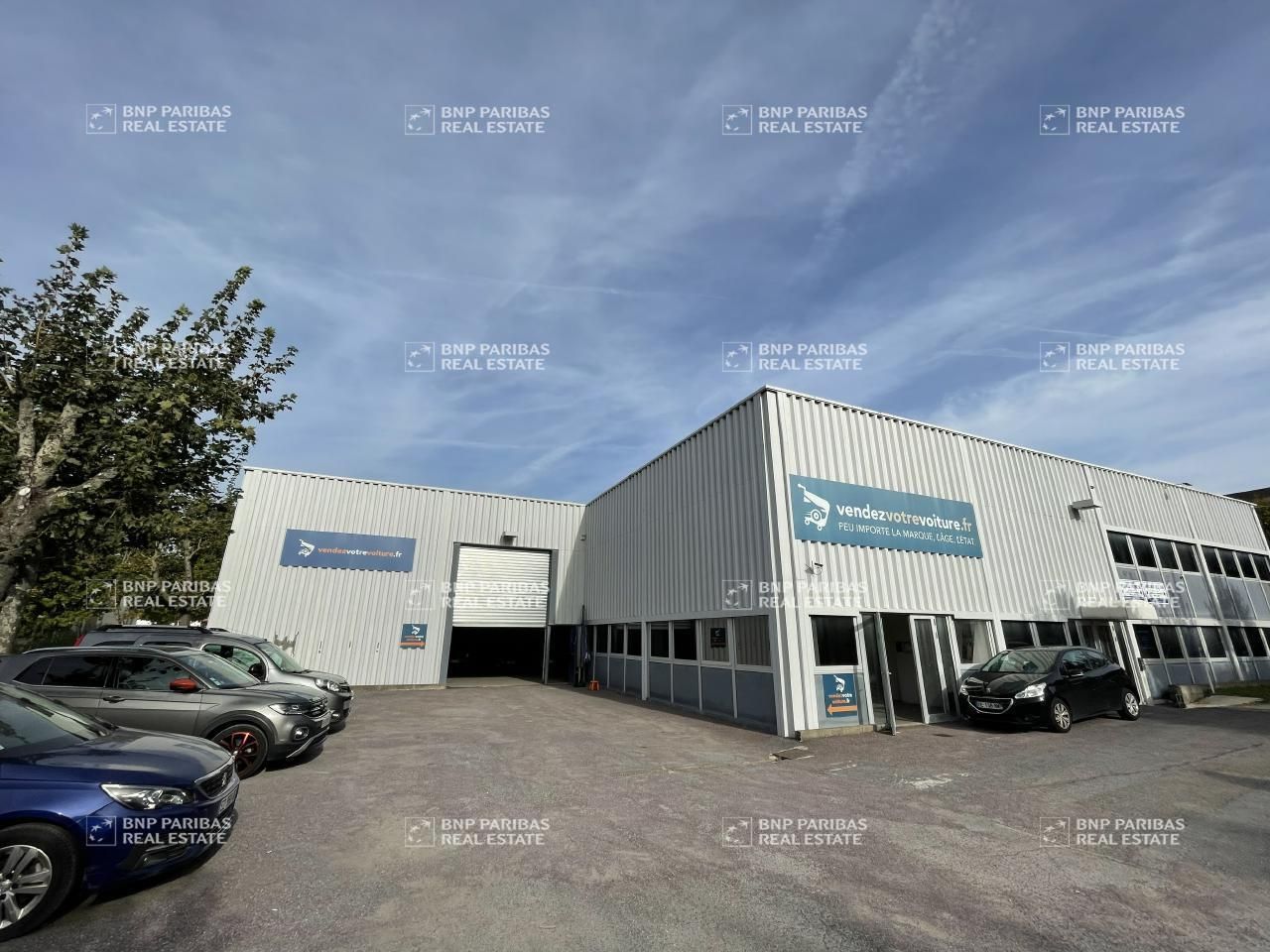 553 m² pour ce pme-pmi en location à Montigny-le-bretonneux