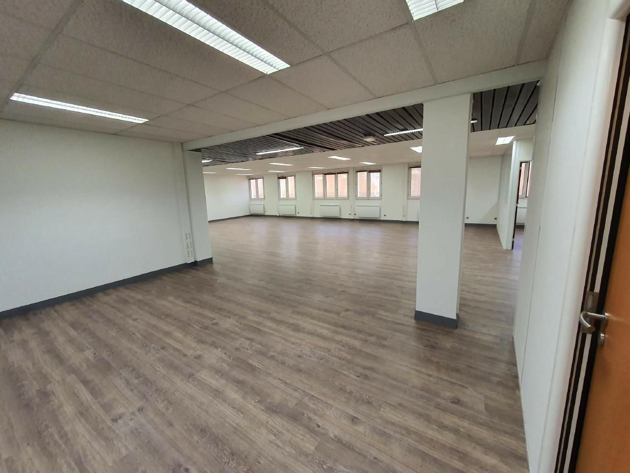Location Bureaux 385 m² non divisibles 45000 Orleans
