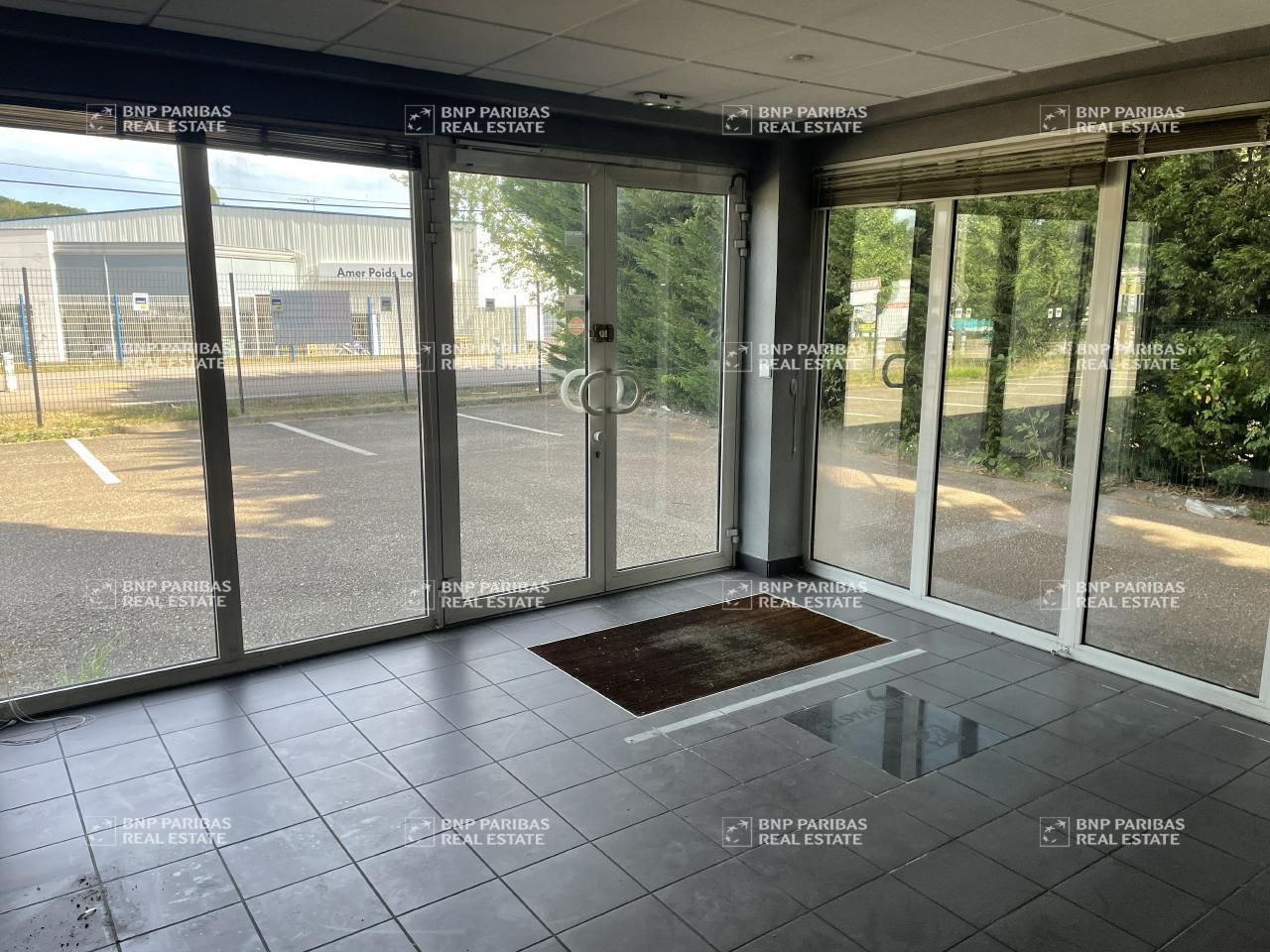 509 m² pour ce activité en location à Ludres