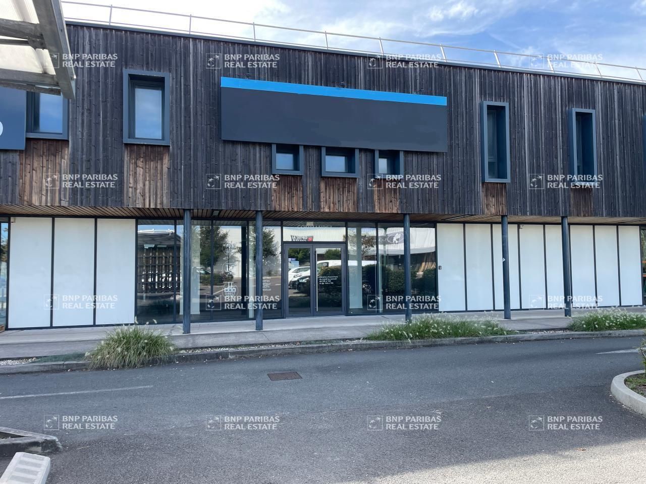 Location Activité 446 m² non divisibles 33380 Biganos