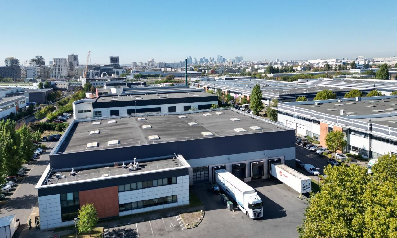 Location PME-PMI 2602 m² non divisibles 92230 Gennevilliers