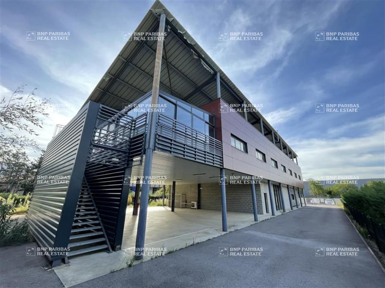 Vente Bureaux 985 m² non divisibles 34130 Mudaison