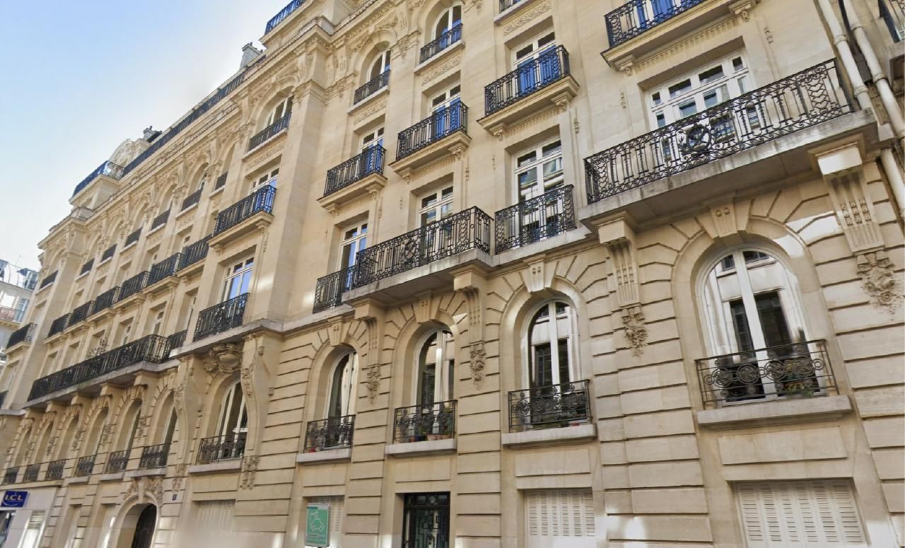 3278 m² pour ce bureaux en location à Paris