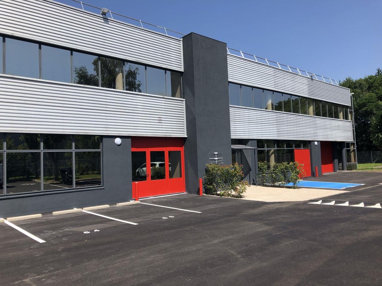 Location PME-PMI 552 m² non divisibles 91250 Tigery