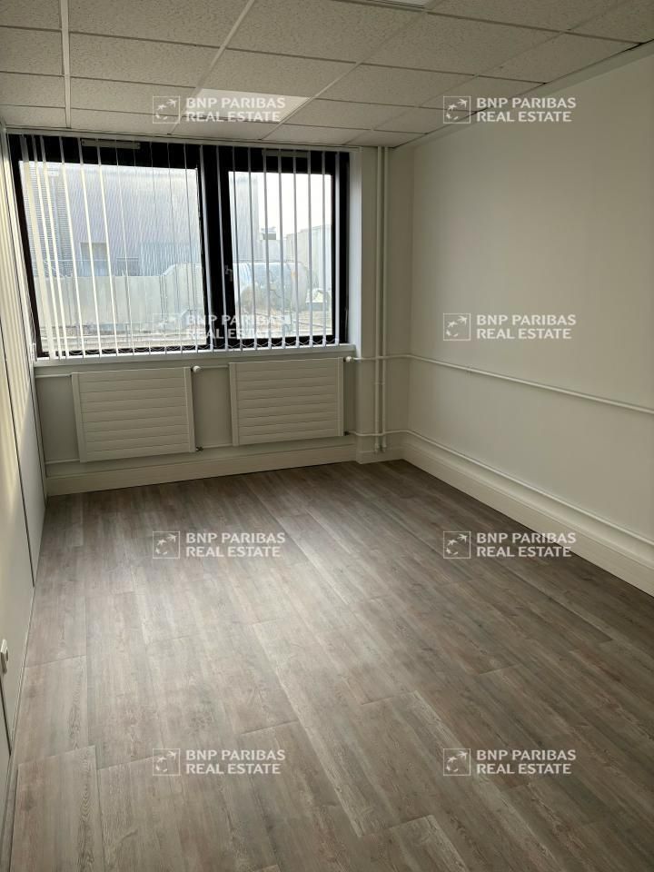 589 m² pour ce bureaux en location à Rouen