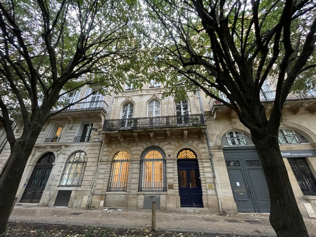 Location Bureaux 400 m² non divisibles 33000 Bordeaux