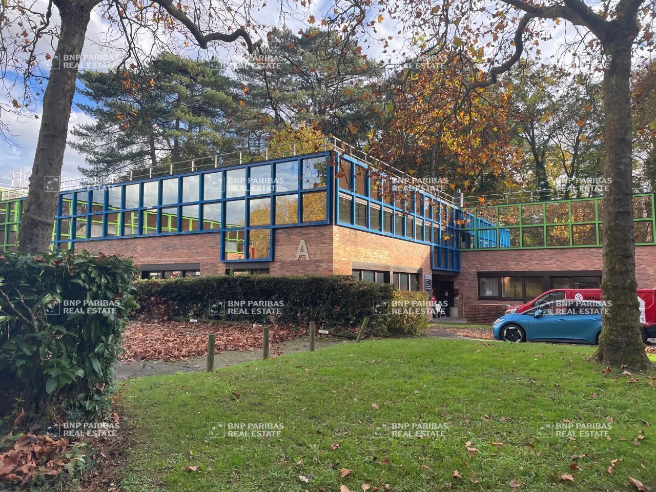 401.87 m² pour ce bureaux en location à Saint-herblain