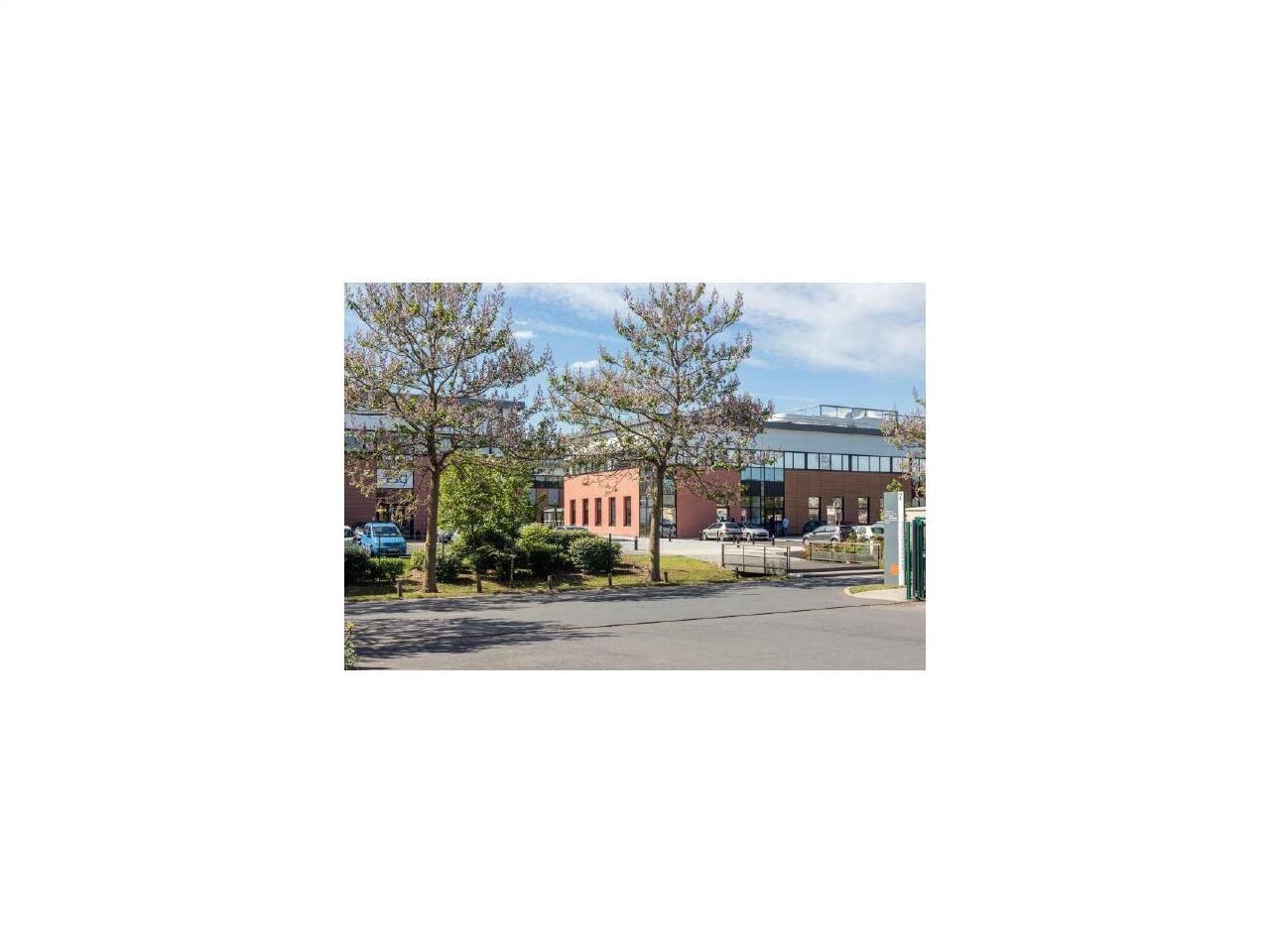 Location PME-PMI 940 m² non divisibles 92390 Villeneuve-la-garenne