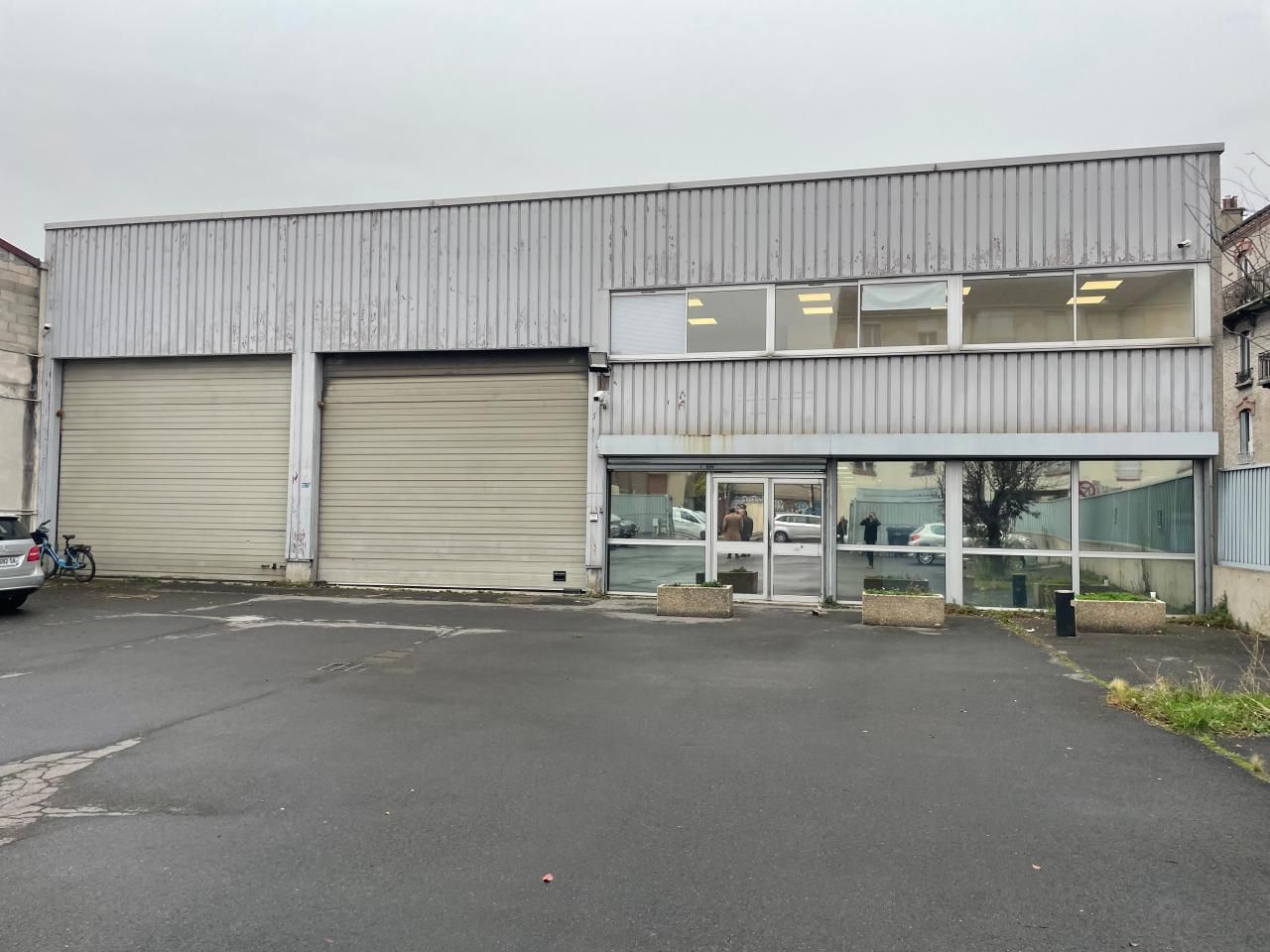 Location Activité 2071 m² non divisibles 93300 Aubervilliers