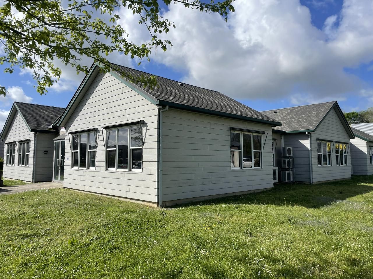 Location Bureaux 321 m² divisibles 45380 La chapelle saint mesmin