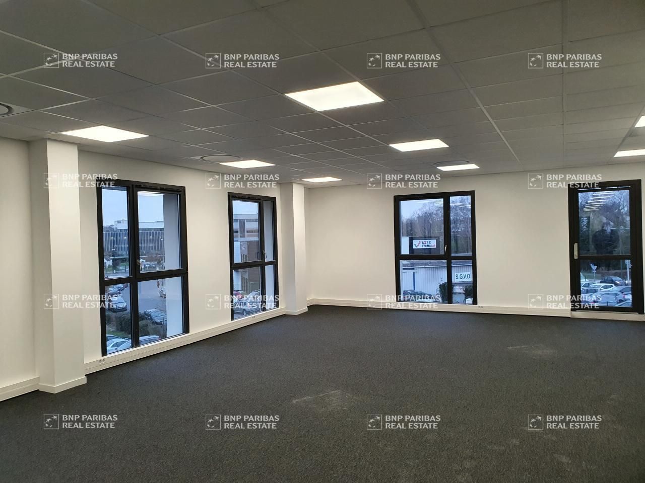 387 m² pour ce bureaux en location à La chapelle-sur-erdre