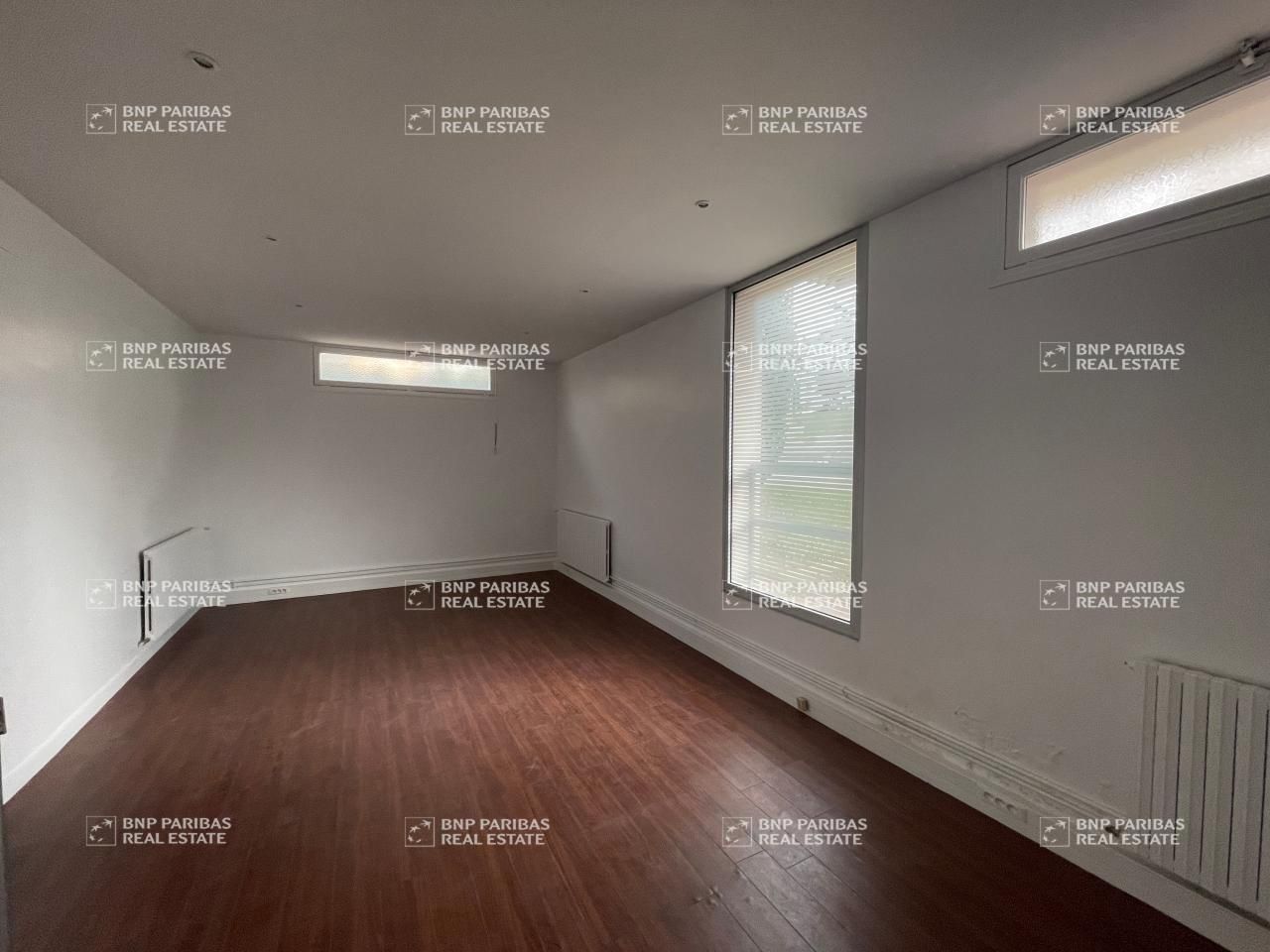 Location Bureaux 64 m² non divisibles 76650 Petit-couronne