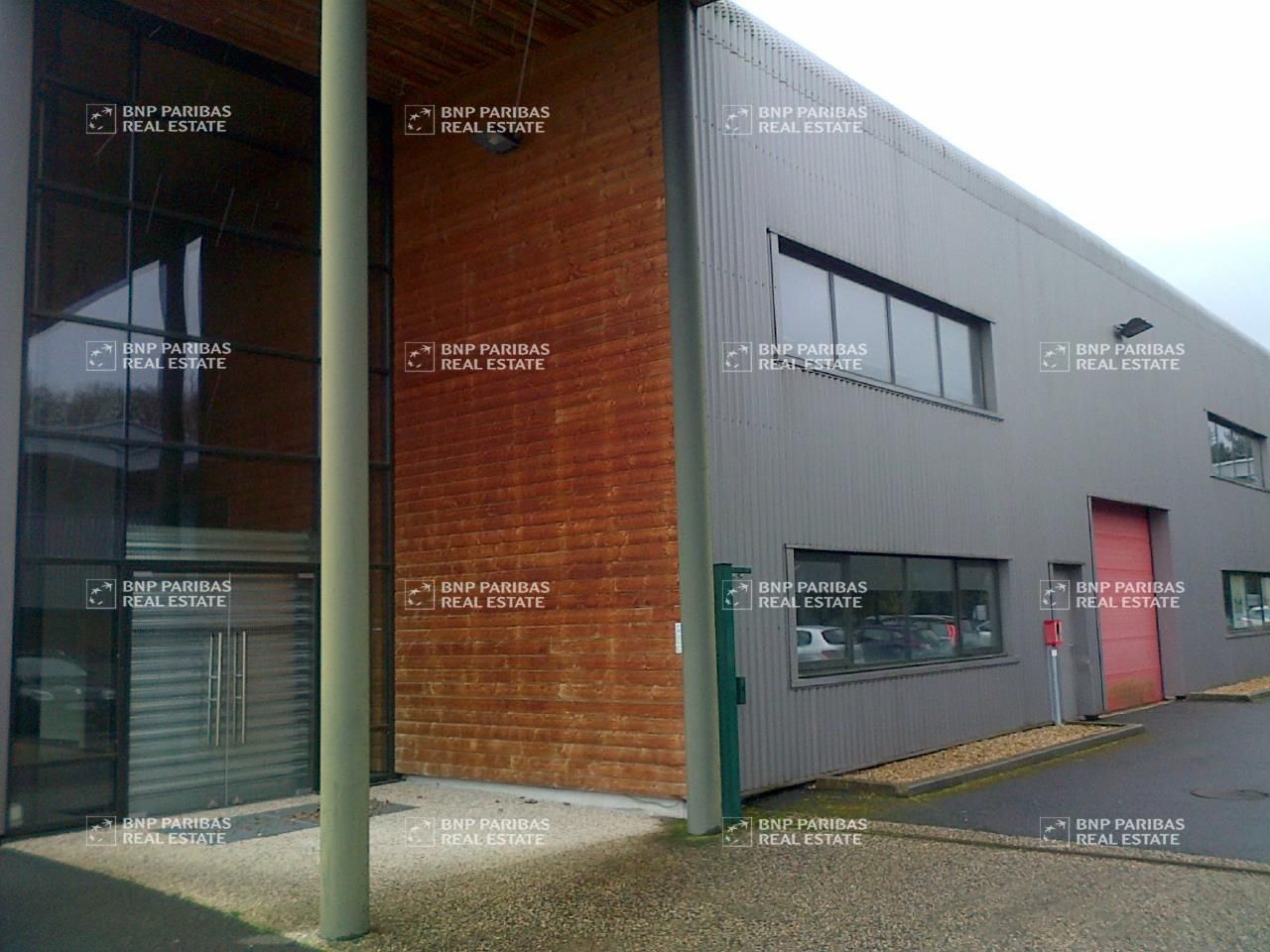 Location Activité 286.6 m² non divisibles 45800 Saint jean de braye