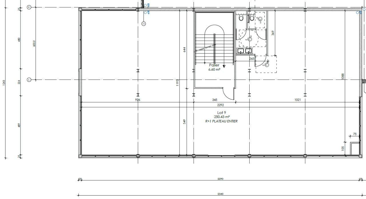 615 m² pour ce bureaux en location à Trith-saint-léger